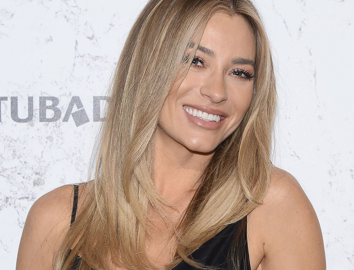 Wskoczyła w błyszczący strój. Fani komplementują na potęgę WP Kobieta