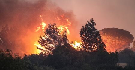 Kurorty w ogniu. Alarmujące raporty z Chorwacji i Portugalii