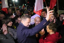 Na podium bez zmian, ale jest zaskoczenie. Nowy sondaż przedwyborczy
