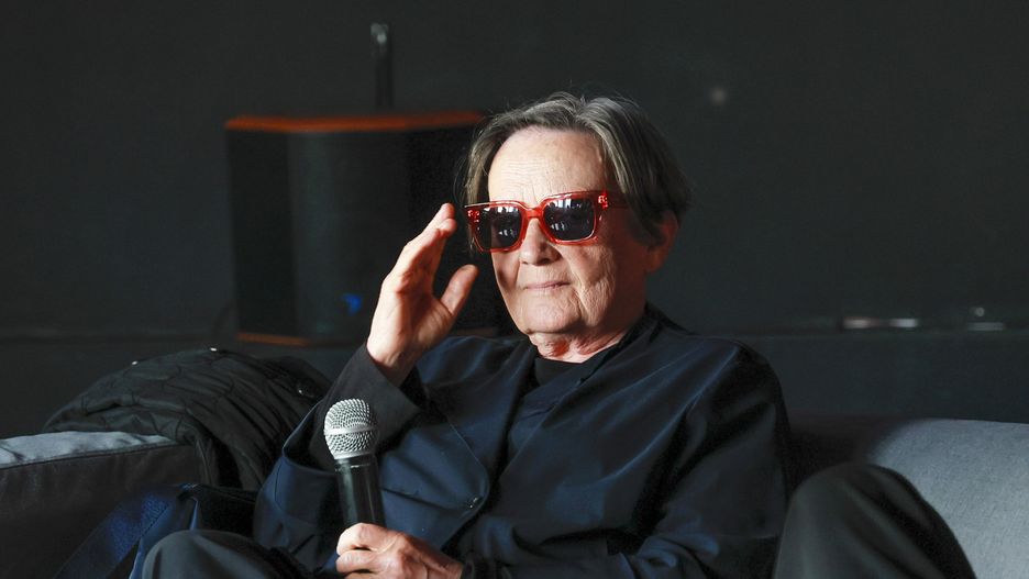 Doświadczenia z młodości ukształtowały drogę artystyczną Holland