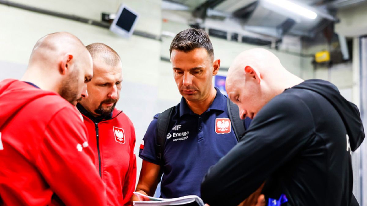 Materiały prasowe / fot. Wojciech Figurski/400mm.pl / Kadra Polski: Michał Dukowicz obok Igora Milicicia