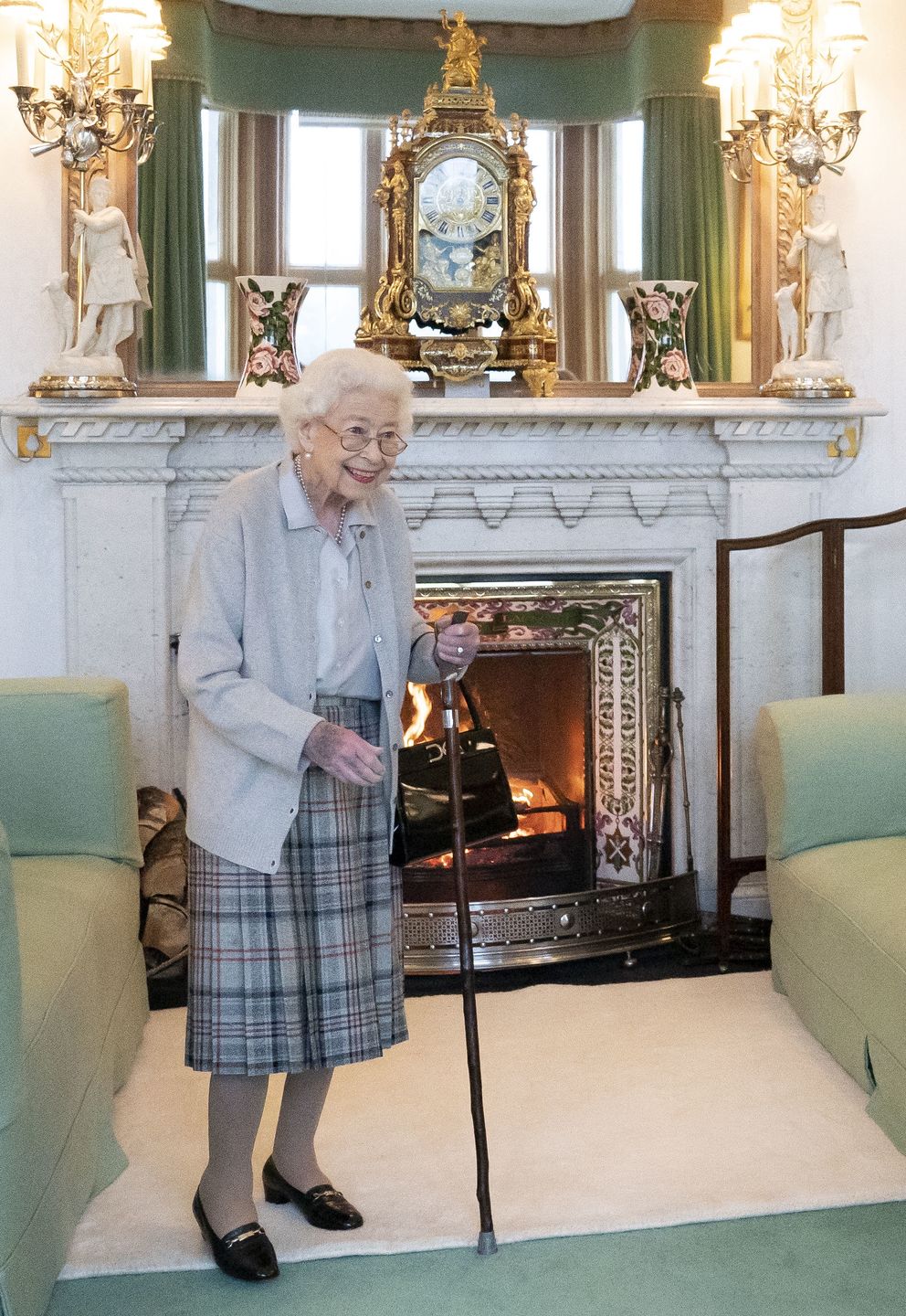 Queen Elizabeth Receives Outgoing And Incoming PMs At BalmoralABERDEEN, SCOTLAND - SEPTEMBER 06: Queen Elizabeth II waits in the Drawing Room before receiving newly elected leader of the Conservative party Liz Truss at Balmoral Castle for an audience where she will be invited to become Prime Minister and form a new government on September 6, 2022 in Aberdeen, Scotland. The Queen broke with the tradition of meeting the new prime minister and Buckingham Palace, after needing to remain at Balmoral Castle due to mobility issues. (Photo by Jane Barlow - WPA Pool/Getty Images)WPA Pool