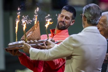 Tak uczcił swoje 38. urodziny Novak Dojokovic. Popis w Genewie