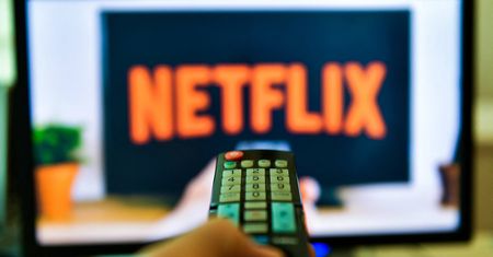 Turcja ukarała Netflix. "Za promowanie homoseksualizmu, kazirodztwa i swingowania"