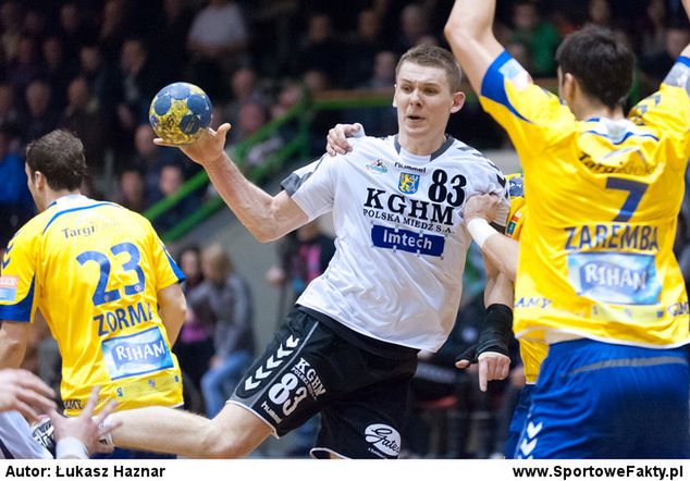 Bogumił Buchwald niedawno rywalizował z Vive Targi Kielce w Superlidze, a teraz wraz z kolegami z Zielonej Góry stanie na przeciwko mistrzów Polski w 1/8 Pucharu Polski