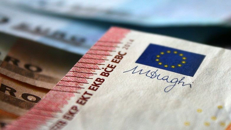 Zadłużenie Grecji. Komisja Europejska nieco bardziej optymistyczna niż MFW