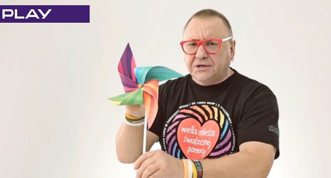 Jerzy Owsiak tęczowo reklamuje WOŚP z Play także w krytykującej go Telewizji Republika (wideo)