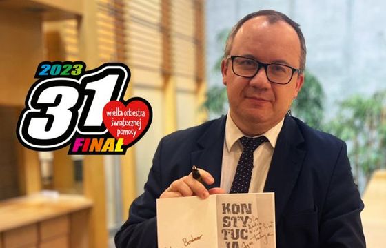 Wojciech Mann zlicytował w Radiu Nowy Świat egzemplarz Konstytucji za ponad 20 tys. złotych