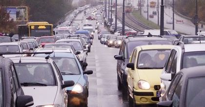 Producenci samochodów nas oszukują? Chodzi o zużycie paliw w naszych autach