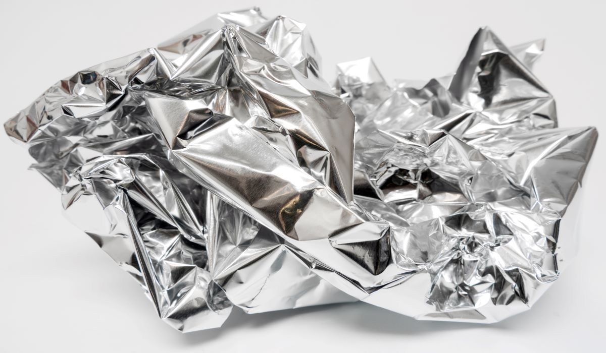 Folia aluminiowa - Pyszności; źródło: Adobe