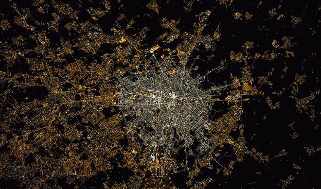 Lampy LED-owe na ulicach miast są bardziej szkodliwe - zdjęcia satelitarne
