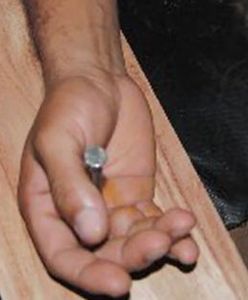 Kierowcy ukrzyżowali się po zwolnieniu z pracy (WIDEO)