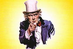 8 marca przed hipermarketem