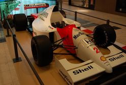 Bolidy F1 w galerii handlowej w Gdańsku