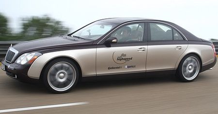 Limuzyna na sterydach - Maybach 57 Brabus Biturbo