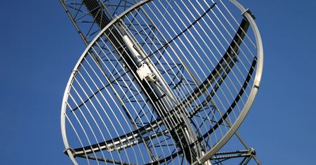 #dziejesiewtechnologii [68]: Koniec radia FM, nowy Google i problemy Samsunga