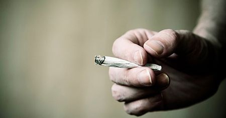 Milion osób chodzi do pracy "na haju"