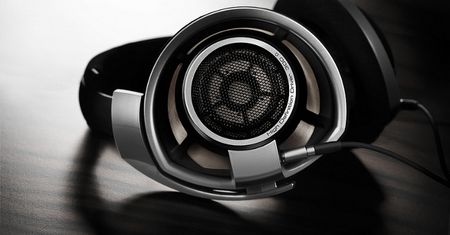 Audiofilski Sennheiser: wzmacniacz HDVD 800 i słuchawki IE 800 oraz HD 800
