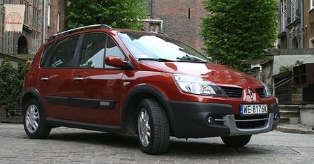 SUVopodobny - Renault Scenic SL Conquest