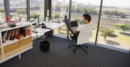 Jak to z nami jest? Jesteśmy pracusiami czy jednak leserami?