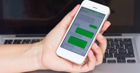 Uwaga na te SMS-y w Święta. Oszustwo, które może cię sporo kosztować
