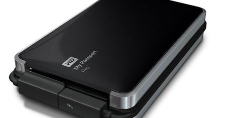 4 TB dysk przenośny z RAID dla komputerów Mac