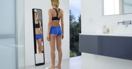Naked 3D Fitness Tracker - lustro, które powie ci ile schudłeś
