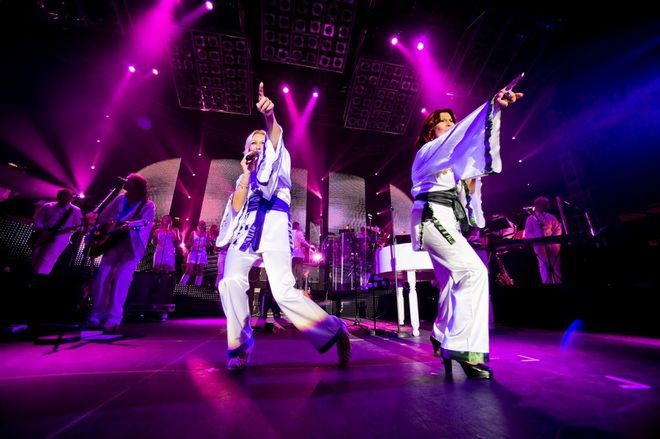 THE SHOW A TRIBUTE TO ABBA