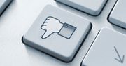 Policja powiadomiła matkę o śmierci jej syna... przez Facebooka