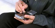 Szpiegowski sposób na zdalne czytanie SMS-ów