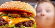 Oglądanie telewizji zwiększa zamiłowanie nastolatków do fast foodów