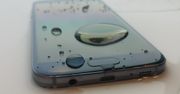 Moczymy, zalewamy, oblewamy i topimy! Test wodoodporności Samsunga Galaxy S7