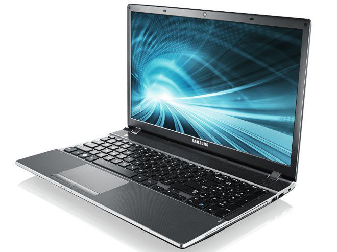 Nowe laptopy Samsung serii 5: 15 i 17 cali z Core i5 lub i7