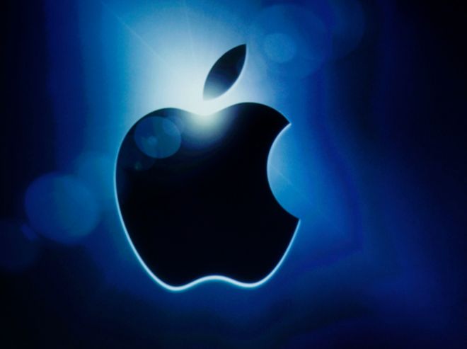 Apple'owi spada, Microsoftowi rośnie po premierze iPhone'a 4S