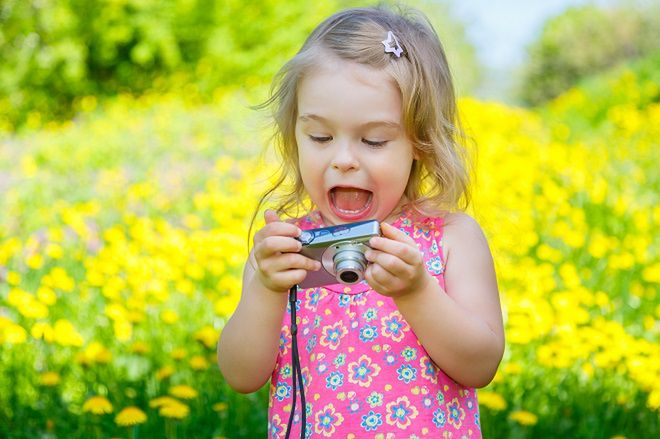 Jaki wybrać aparat fotograficzny dla dziecka?