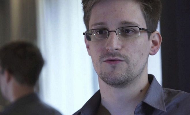 Edward Snowden ostrzega - nie korzystajcie z Google Allo