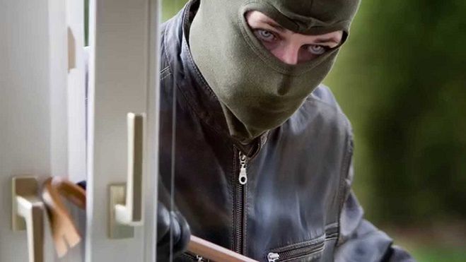 Jak zabezpieczyć dom przed złodziejami?