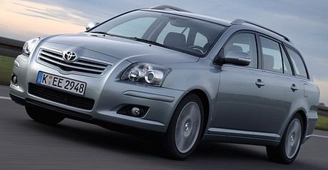 Solidna i bezpieczna - Toyota Avensis 1.8