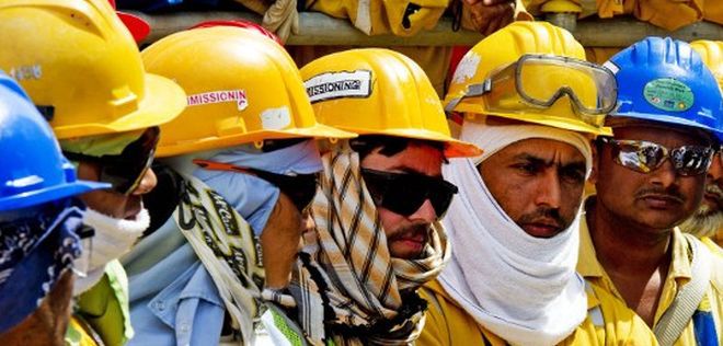 Katar organizuje mundial... robotników