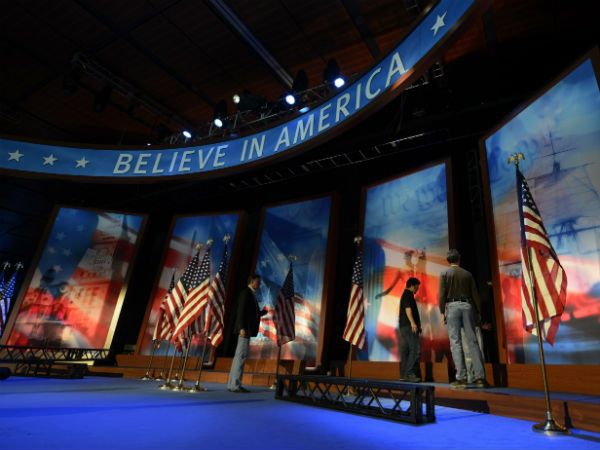 Sondaże wskazują remis między Obamą i Romneyem, analitycy twierdzą, że wygra urzędujący prezydent