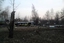 Śledczy zbierają fragmenty Tu-154M przywiezione do Polski