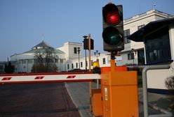 Grzegorz Schetyna: przy ataku na dużą skalę nawet mur przed sejmem nie pomoże