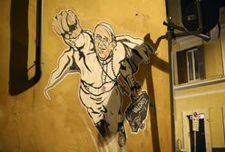W Rzymie usunięto mural z papieżem Franciszkiem jako Supermanem