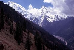 Pakistan: zginęli policjanci badający sprawę zabójstwa himalaistów