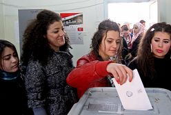 Trwa referendum - spadł grad bomb, nie żyją 22 osoby