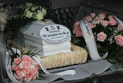 Pożegnali małą Madzię - zabrakło miejsca w kościele