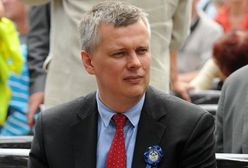 Minister obrony obiecuje pomoc naukowcom w wyjaśnieniu katastrofy smoleńskiej