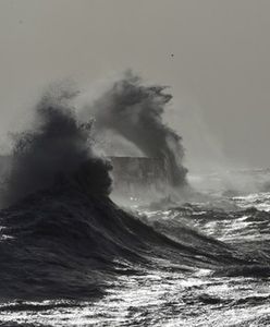 Wichura Doris paraliżuje transport kolejowy i lotniczy