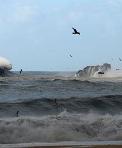 Kilkunastu rannych w rezultacie huraganowych wiatrów w Portugalii