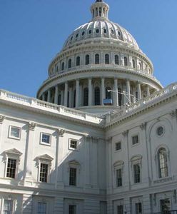 USA: strzały przed Kapitolem, pościg za kierowcą